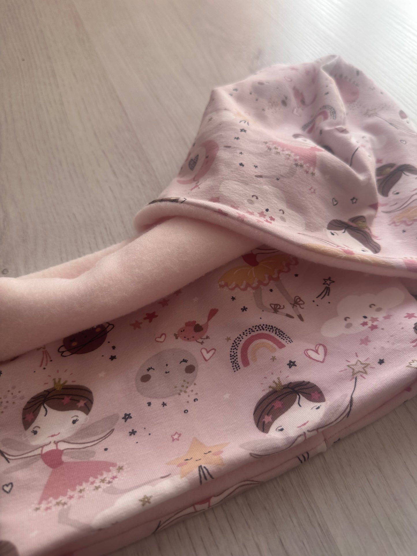 Cappelino e scaldacollo ad anello